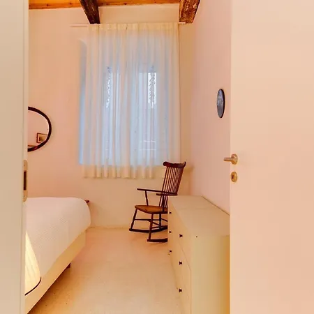 Апартаменты Garibaldina 75