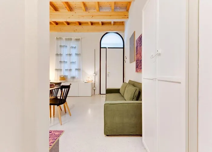 Garibaldina 75 アパート